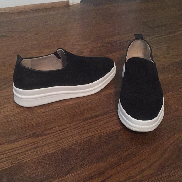 naturalizer yola platform sneakers